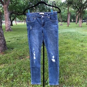 Levi’s Girls 711 Skinny Fit Jeans